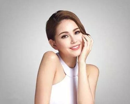 不同脸型打腮红的正确方法,为什么要打腮红因为腮红显气色