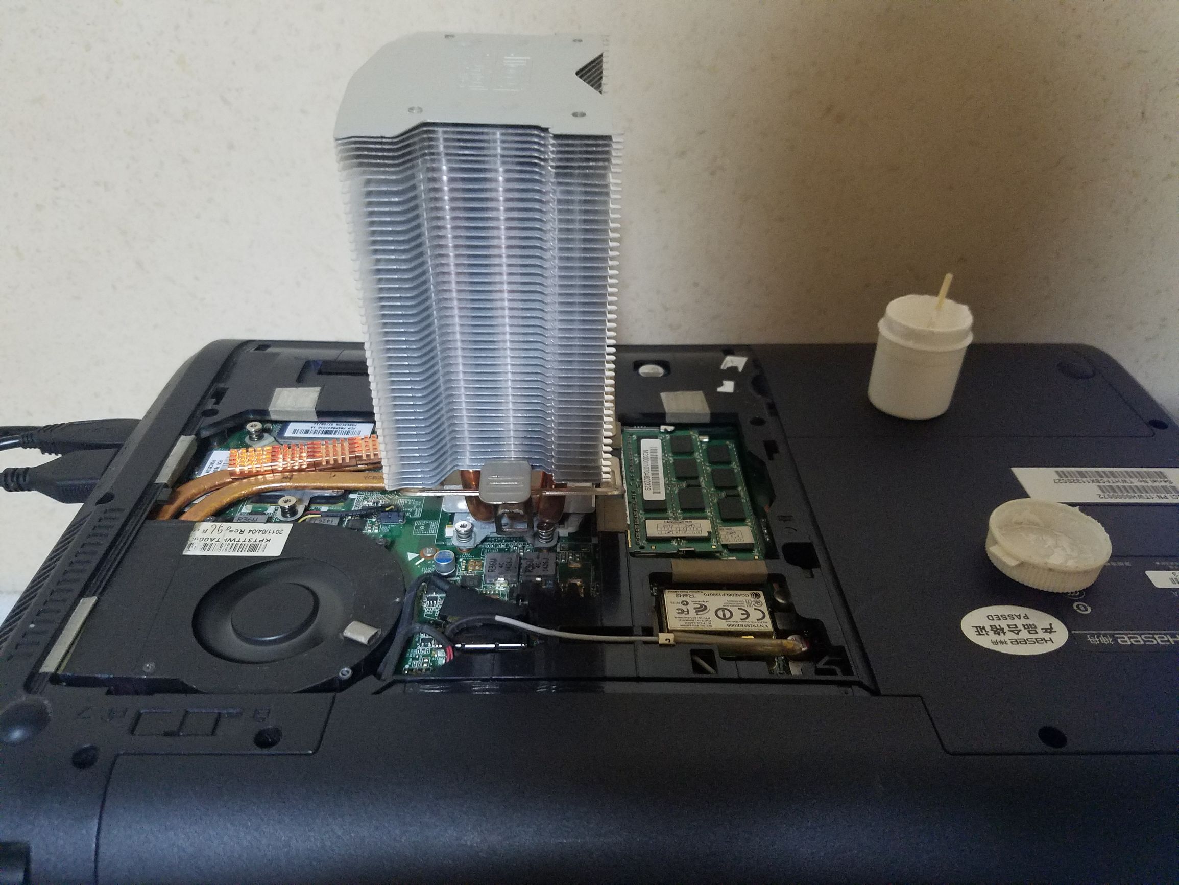 测试笔记本电脑散热,革命性的笔记本散热方案