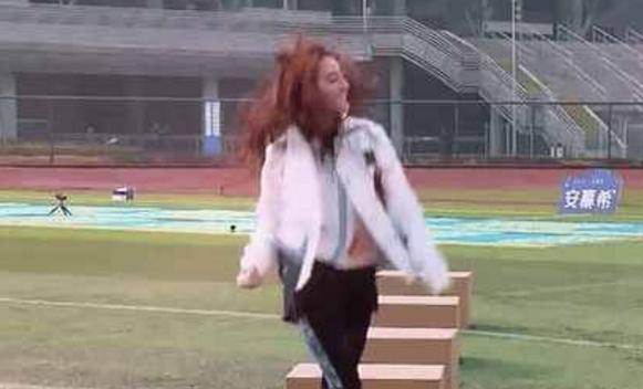 鹿晗当舞伴,鹿晗对战王祖蓝