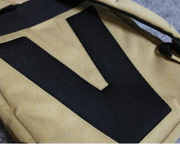 经典百搭款双肩包,让你一眼就心动的包包