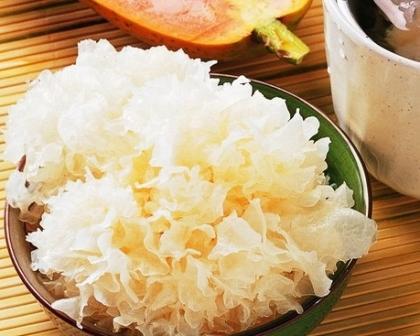 教你一个成本2元的快速祛斑技巧 (80后阿姨自创2块钱一次的祛斑方)