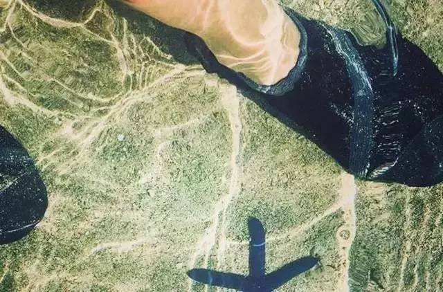 这款轻薄到极致的鞋为啥能火？