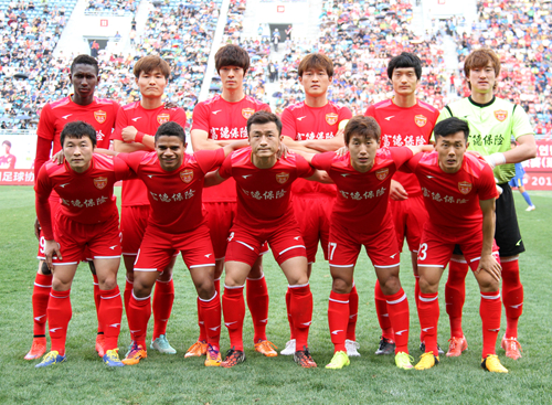 那些年穿过的足球服,那些年穿过的红色衣服