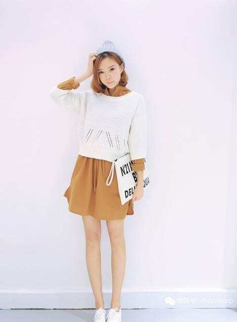针织衫和裙子的搭配 (小个子早春针织衫配裙子)