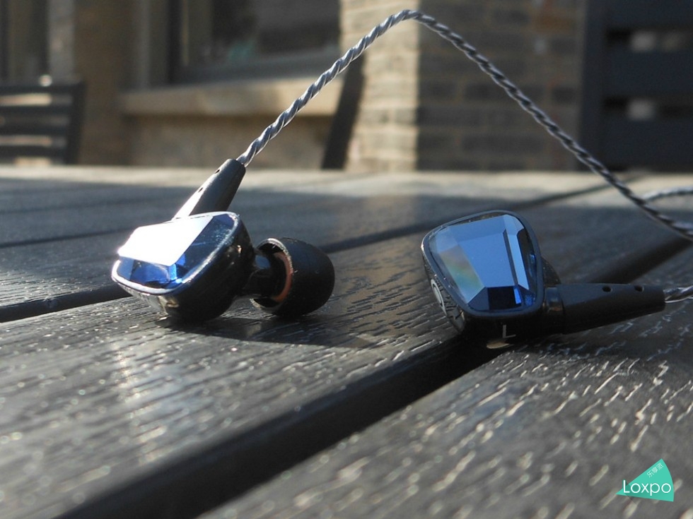 颜值出纵、音质并重-----阿思翠GX40