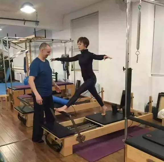 无论是孙俪还是韩国女神，他们只做一个运动就瘦出了好身材