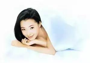 女性盆腔积液会引起右下腹疼痛吗,女性膀胱充盈欠佳盆腔少量积液