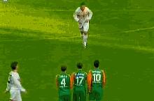 卡洛斯十大残暴射门,卡洛斯的十大暴力射门