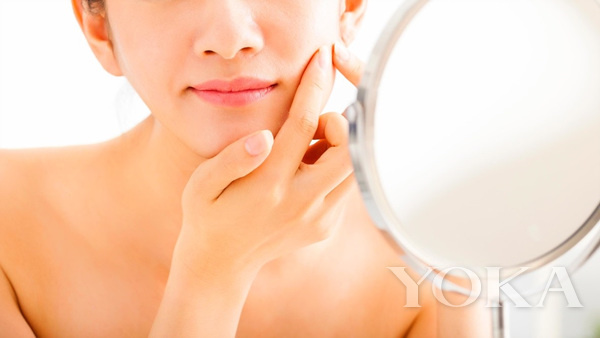 毛孔堵塞长痘怎么办,毛孔堵塞长痘痘粉刺需要补水吗