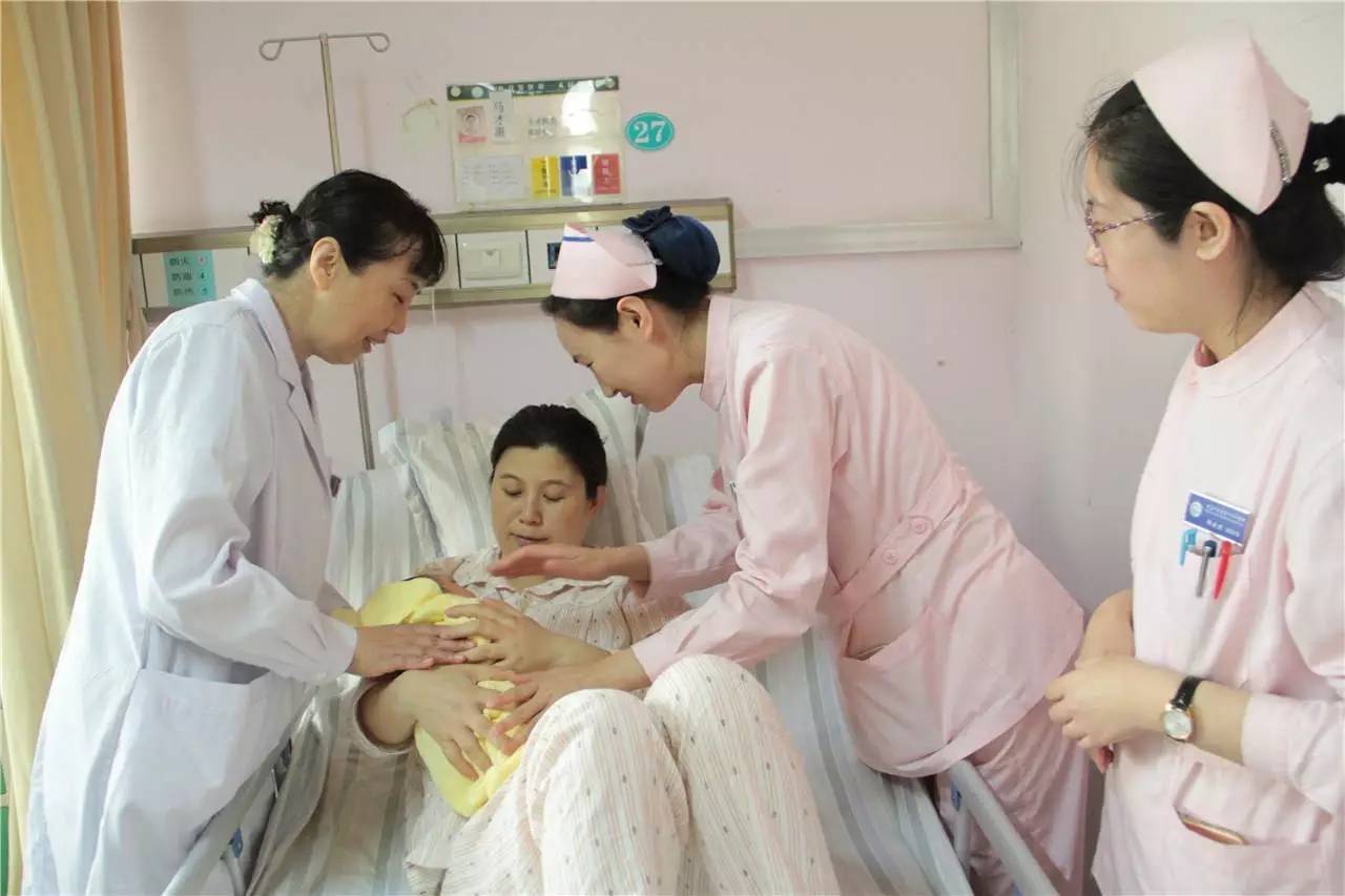 你对我不离不弃我对你生死相依,你不离不弃我必生死相依下一句