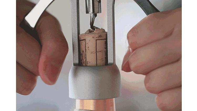 不会用开瓶器，就像开好房却对TA无从下手啊！