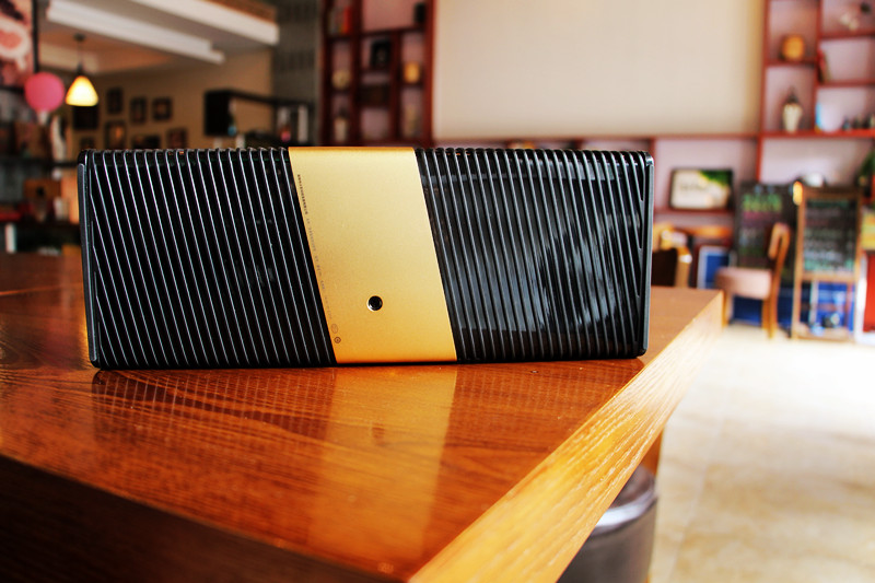 坚果睿途r8投影仪怎么用,坚果投影仪睿途r8死机