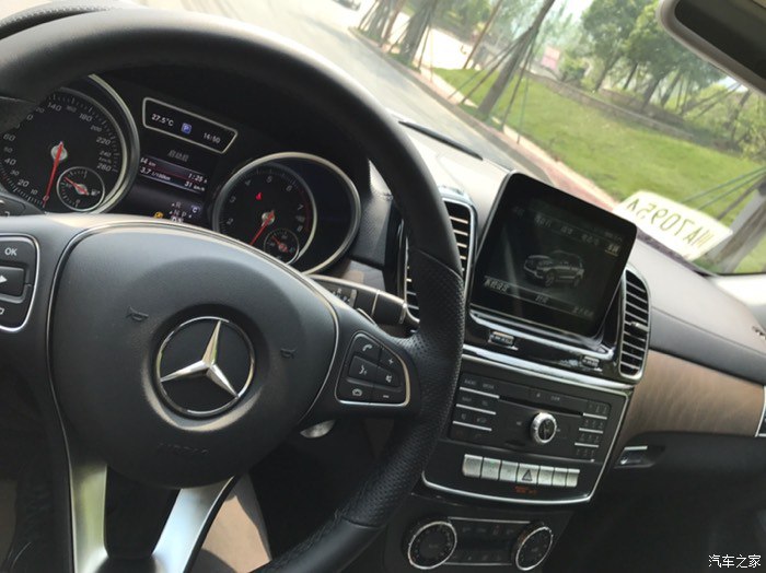 阴差阳错牵手你霸气的奔驰GLE320