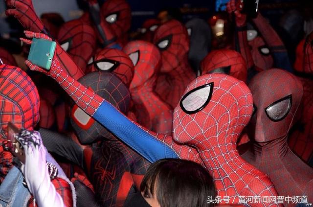 高考结束后男生女生聚会,高考结束帅哥