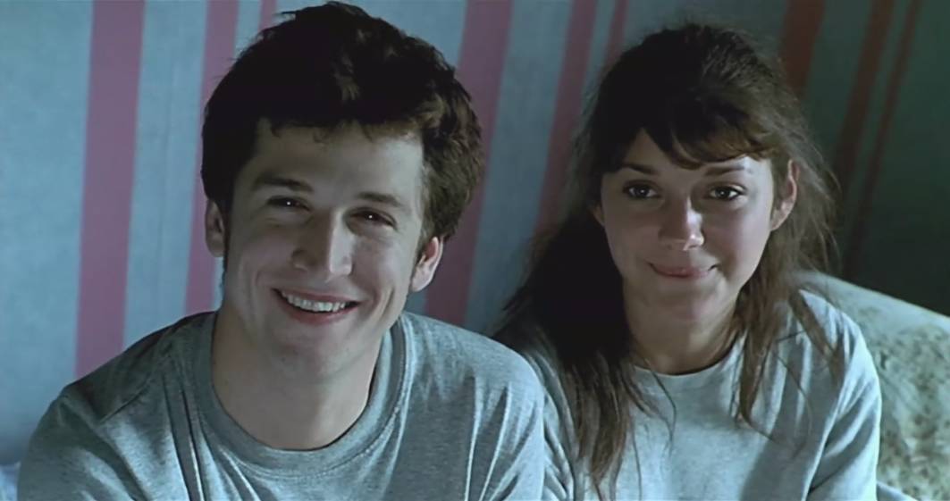 为了不被你伤害，我会以更激烈的方式先伤害你｜KY观影：《两小无猜》