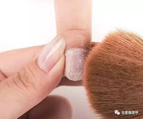 玛塔龟指甲断了,玛蒂折断手指