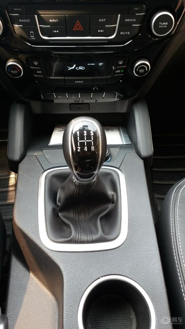 试驾18新款吉利远景suv,吉利新远景suv质感十足空间感人