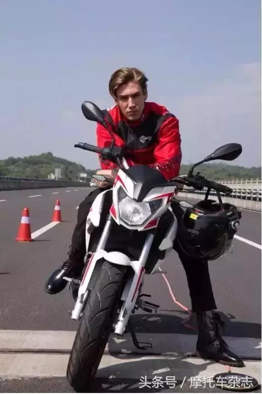 国外评测摩托车,国内摩托车对比国外摩托车