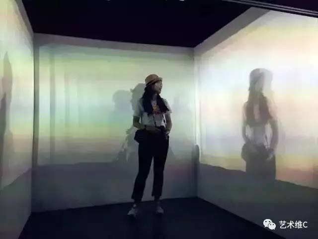 人人都在谈房到底是啥,为什么现在的vr这么火