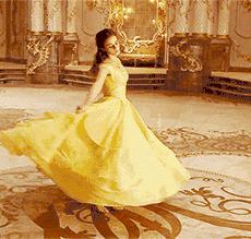 穿搭夏天就要穿这5个颜色超显白,夏天穿这5个极简色很显贵显白