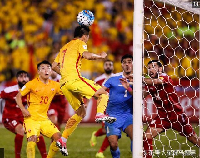 他因在最后时刻浪射不护球遭批是国足罪人连李毅都忍不住补刀