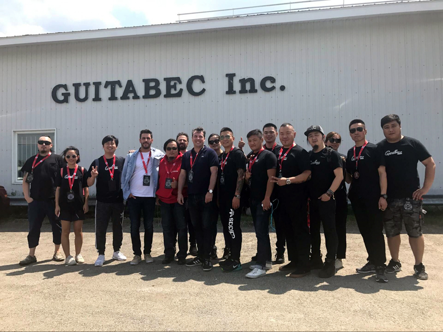 极速快报:弘力乐器2017加拿大Godin吉他工厂参观第一天