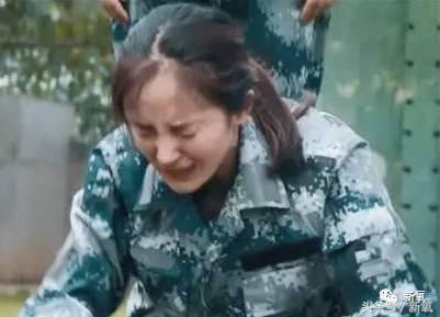 杨幂发际线还会回归吗,杨幂发际线秃到后脑勺