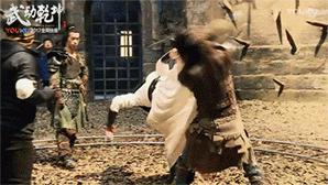 杨洋私下是什么样子的,颜值与风度并存的杨洋