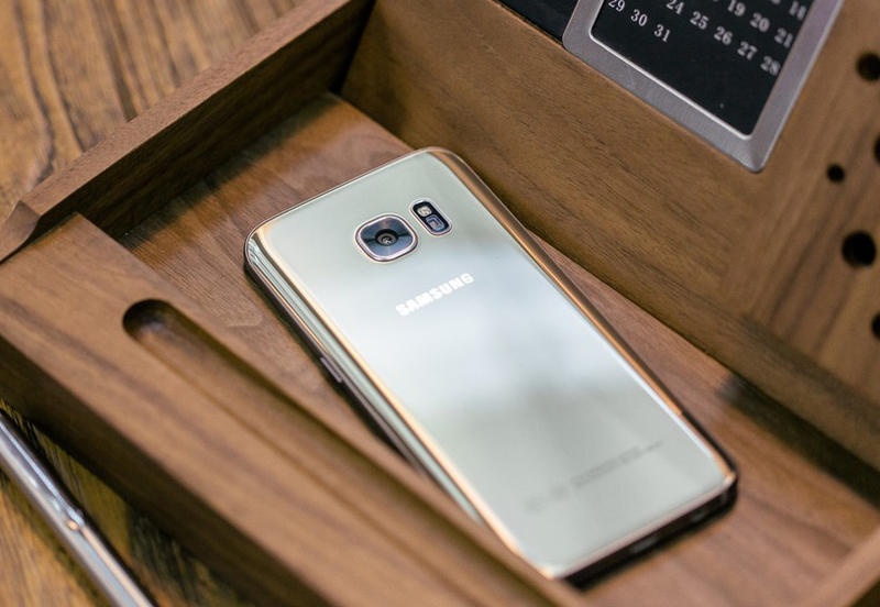 三星s7edge自发布以来的价格变化,三星s7edge和三星轻奢版对比