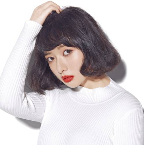 打造蓬松感头发怎么做,蓬松毛躁发型的打造技巧