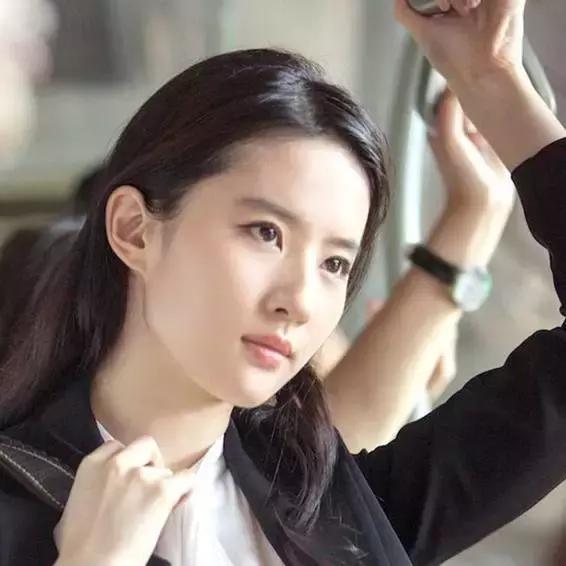 年轻人如何改善发量稀疏,发量稀少怎么补救最快最有效