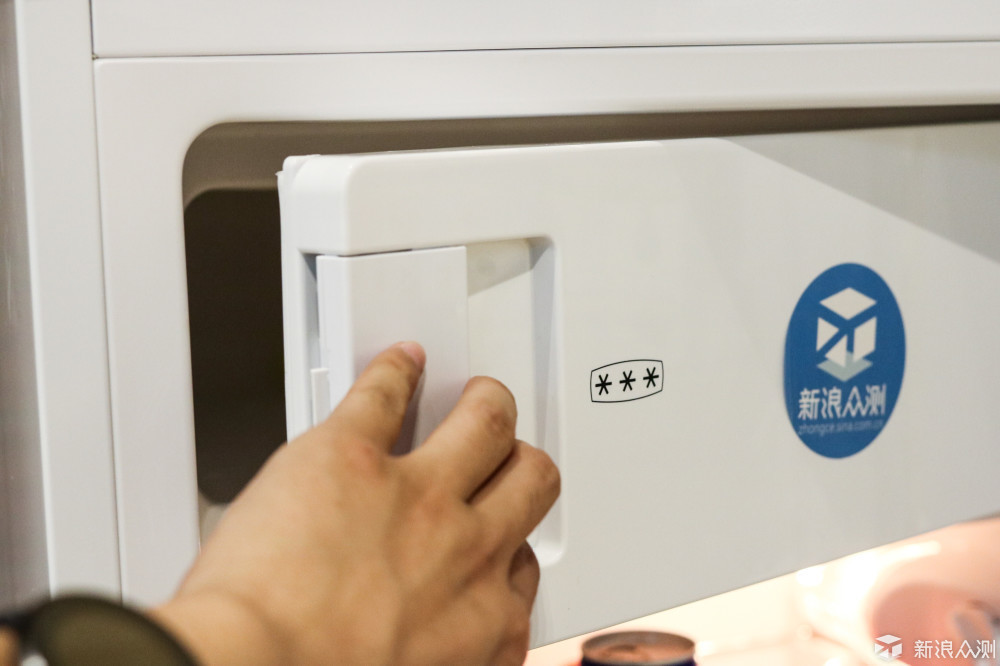 小吉迷你冰箱测评体验,小吉mini冰箱什么颜色好看