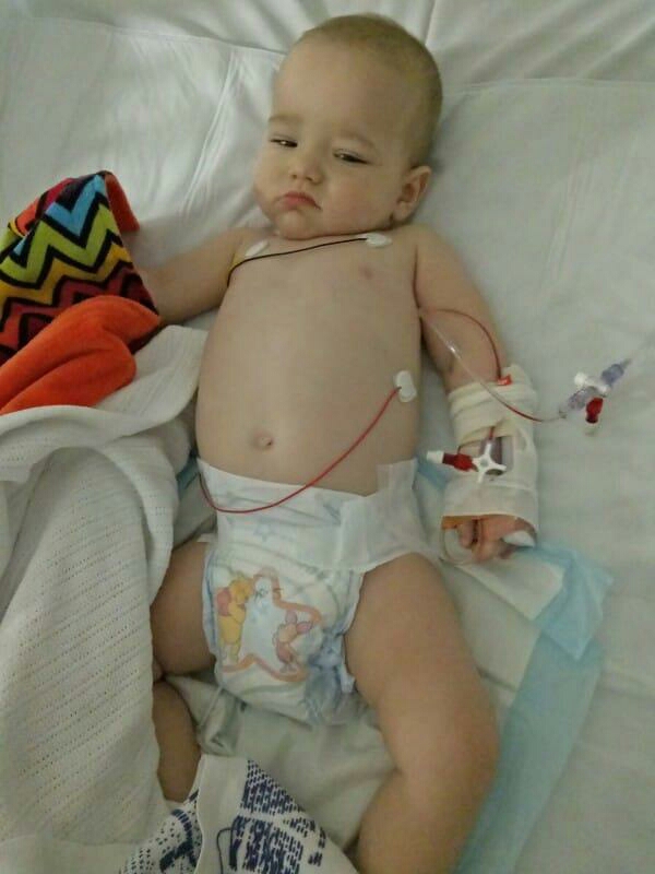 逛超市一不留神孩子被拐,逛超市把孩子弄丢了