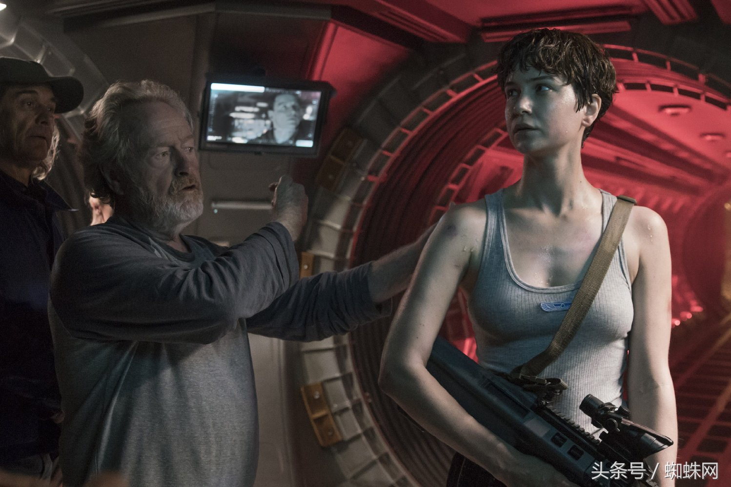 异形契约155分钟版多了些什么,异形契约删减部分解析