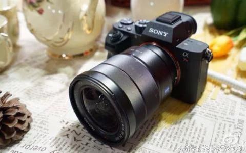 一款可以满足日常拍照的微单相机,年轻人的第一部相机