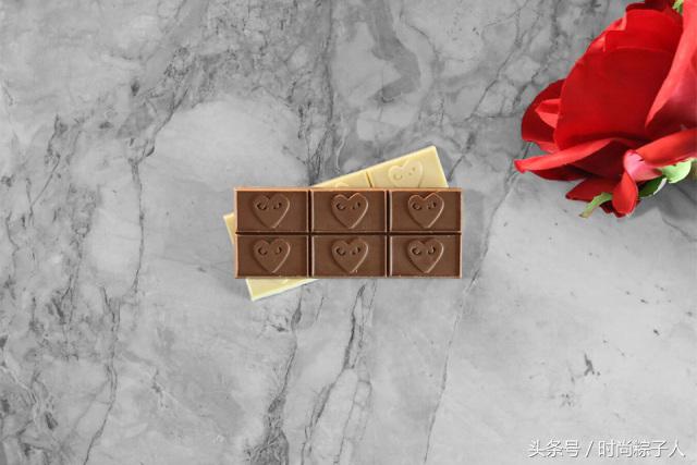 粽子快报｜Gucci出了巧克力，金小妹被骂抄袭狗，以及这个泳装品牌有点污