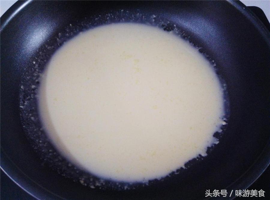 大厨教你做美味快来围观,原锅怎么做鸡蛋卷