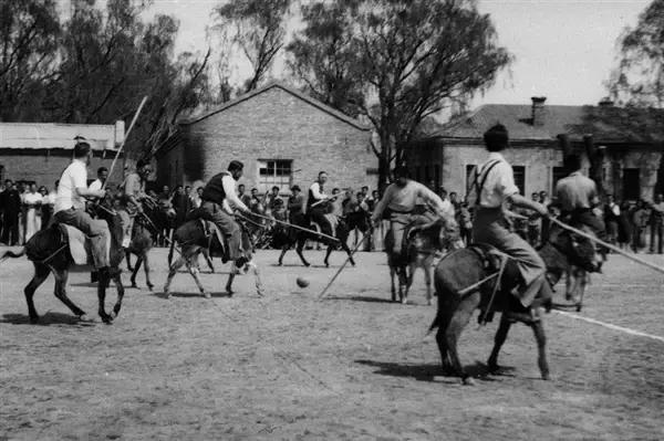 清华北大的全部视频,清华大学九十年代的照片
