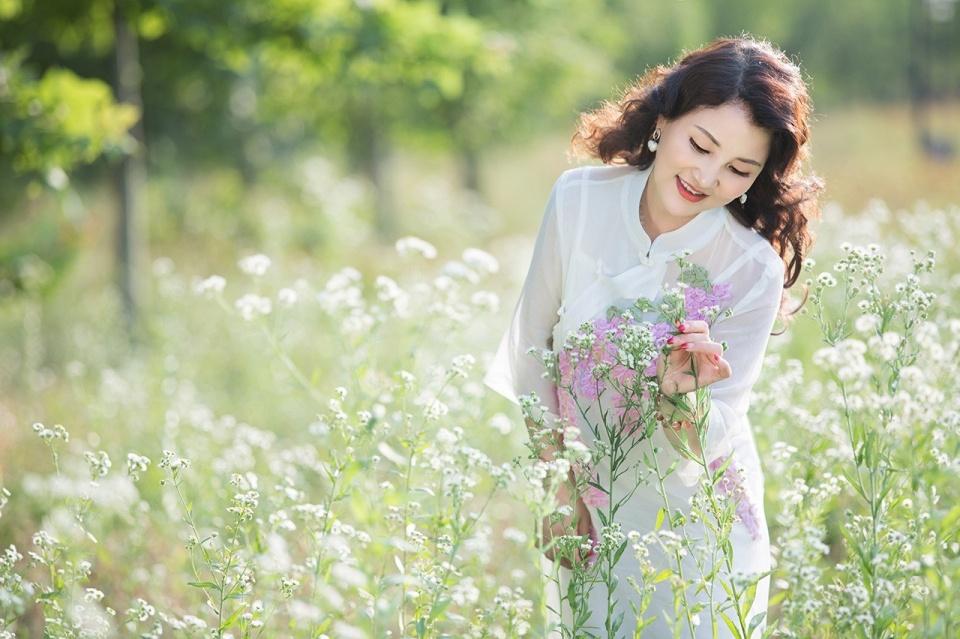 诗词专辑｜孙文：如此玉兰如此月，为卿聊寄几行诗