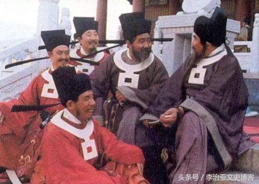 花荣为何不是梁山五虎将,花荣为啥不战张清