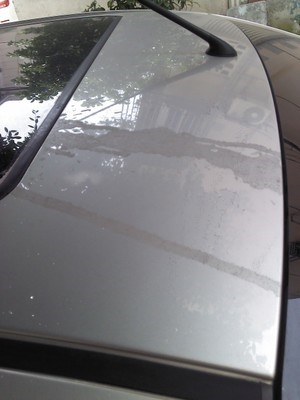 车漆上的502胶水抛光能去除吗,502弄到车漆上怎么处理掉