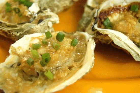 深夜美食小说推荐,能把人看饿的三本美食类小说