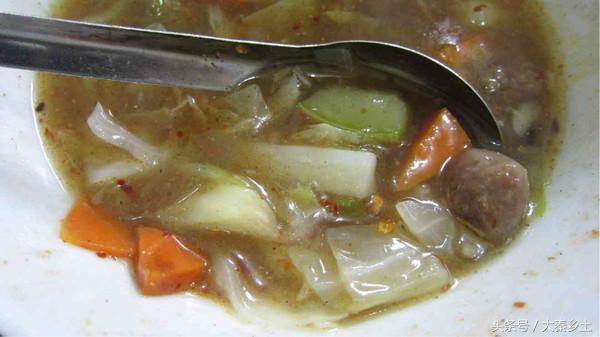 又到了一年一度的小龙虾盛宴了大家如何在家吃到小龙虾？西安这条街美食秒杀回民街统统吃一遍才过瘾？