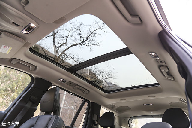 大众途锐对比沃尔沃xc90,大众途锐越野测试xc90