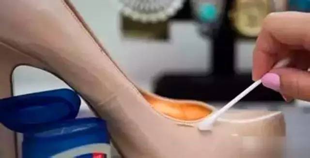 起球的衣服怎样处理后再不起球了,衣服起球修复最简单方法