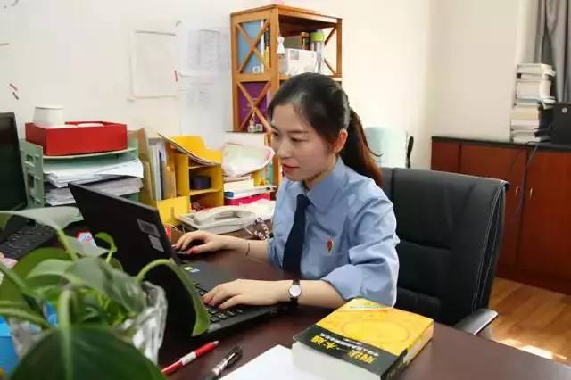 公诉人辩论视频,围观庭审现场完整版