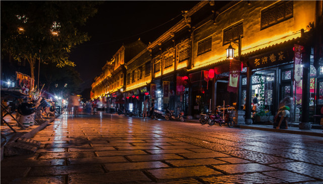 欢乐颂2谢童关关在一起了吗,欢乐颂2关关谢童在海边看日出