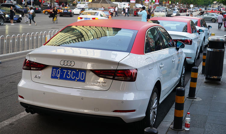 扫码的共享汽车,扫码式的共享汽车