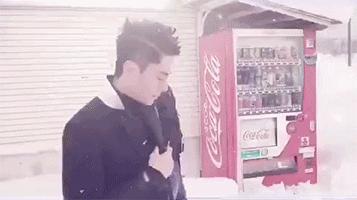 胡霍派糖过白色情人节啦！胡歌一边说不在爱情里，一边当CP王啊！