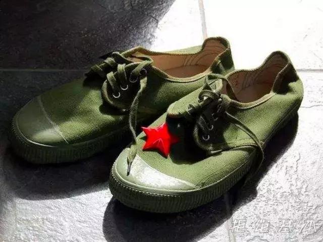 好好的一双帆布鞋，你为什么要把它做成这样？